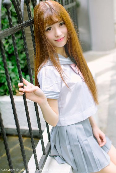 少妇内射兰兰久久